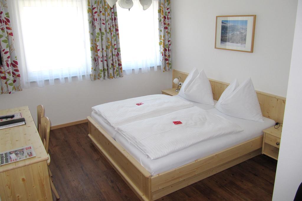ザンクト・ゲオルゲン・オプ・ムーラウ Haus Ofner Am Kreischberg Bed & Breakfast 部屋 写真